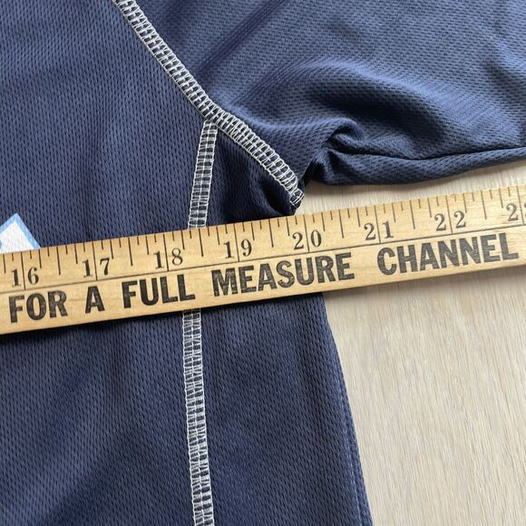 Tampa Bay Rays Shirt Men’s Medium MLB True Fan V-Neck Blue Baseball Stitching - Picture 10 of 16